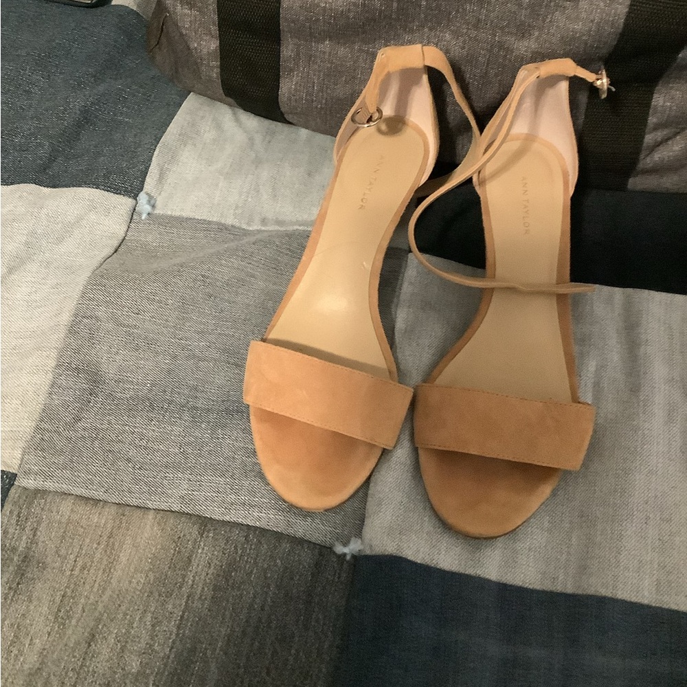 Ann Taylor Wedges - size 7